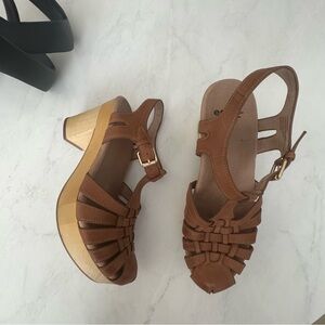 Earth Tan Leather Sandals with Wooden Heel